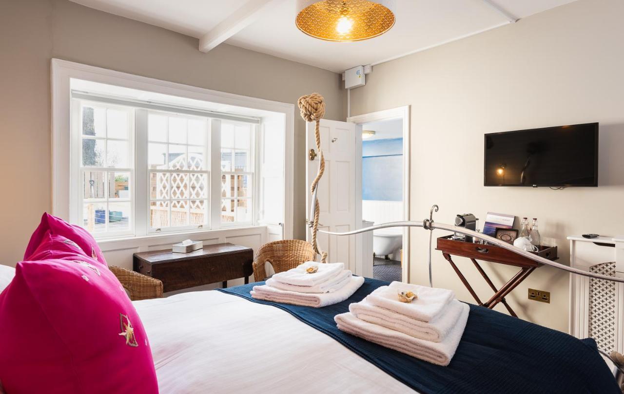 Lyme 1 Hotel Лайм Риджис Екстериор снимка