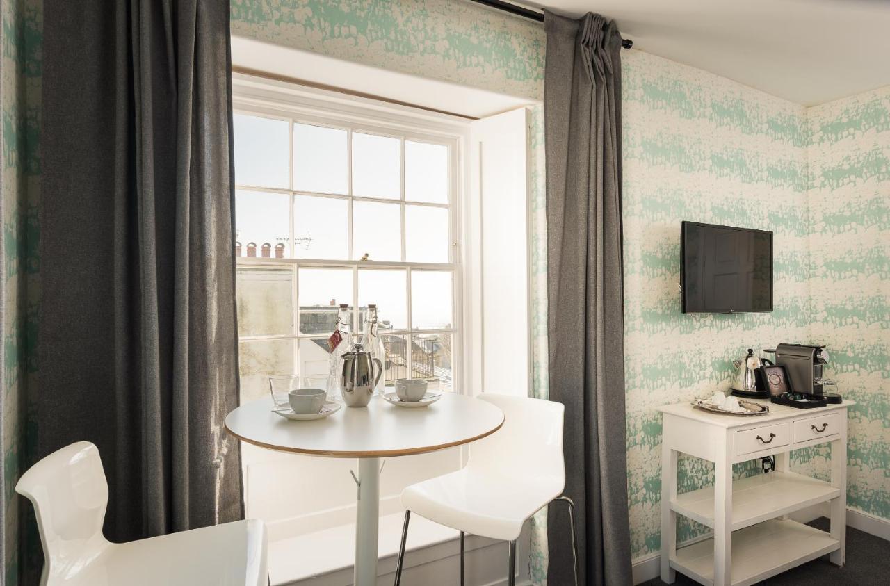 Lyme 1 Hotel Лайм Риджис Екстериор снимка